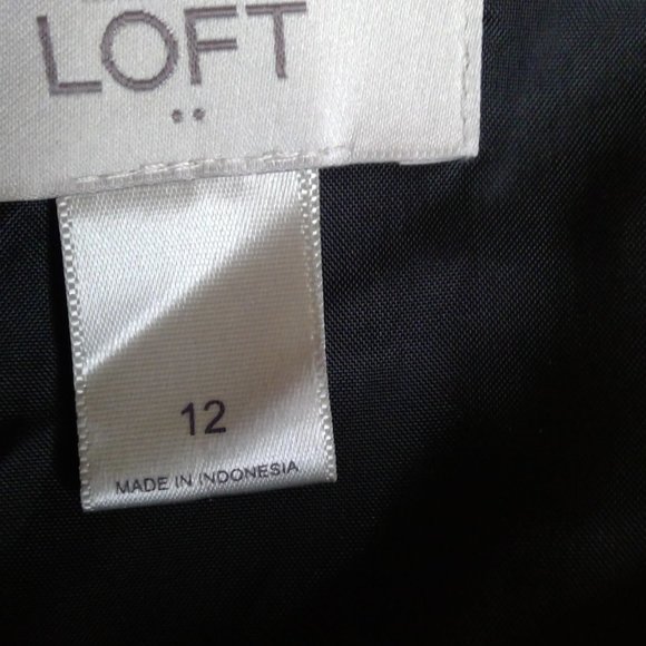 Loft Grey and Black Velvet Damask Dress Size 12 - Picture 5 of 6